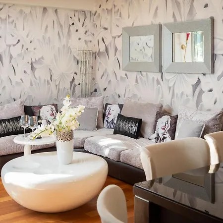 Beachfront Romilda Apartman Makarska