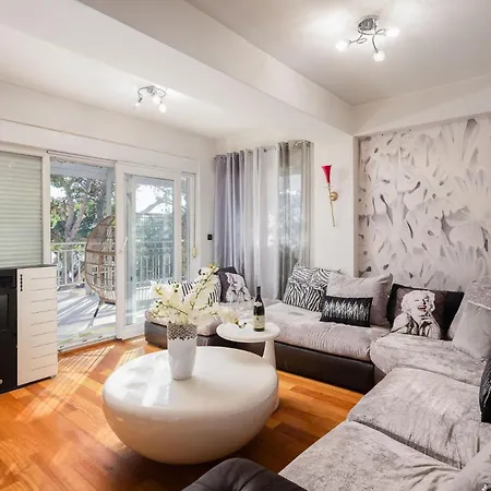 Appartement Beachfront Romilda Makarska