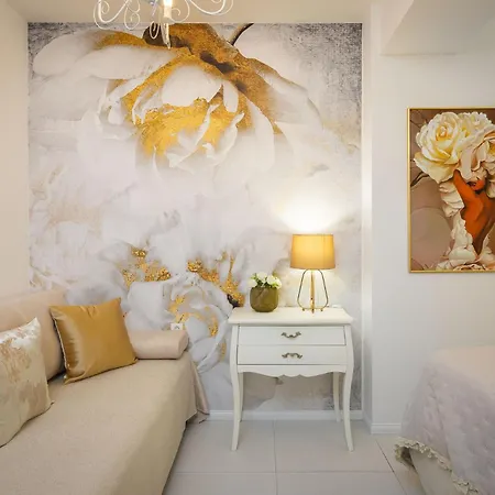 Beachfront Romilda Appartement