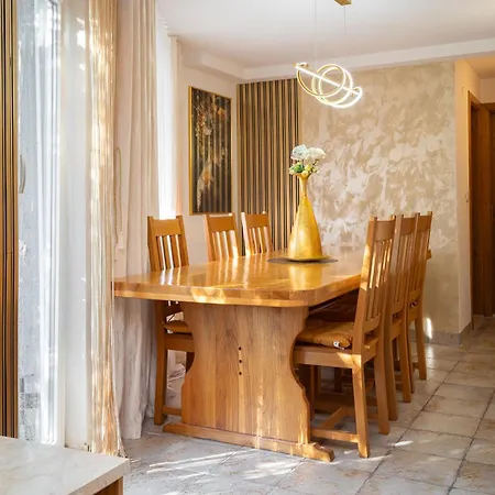 Appartement Beachfront Romilda Makarska