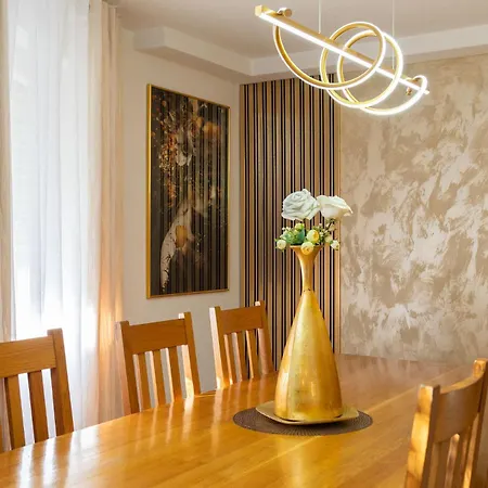 Beachfront Romilda Apartament