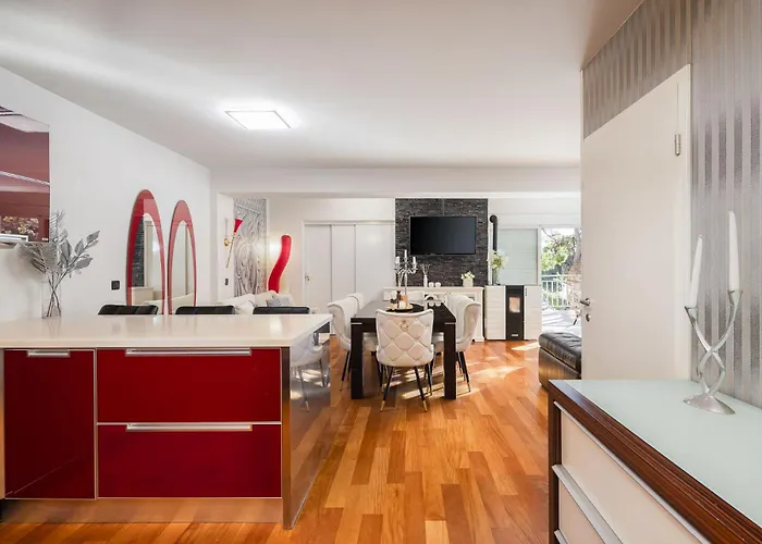 Beachfront Romilda * מאקרסקה