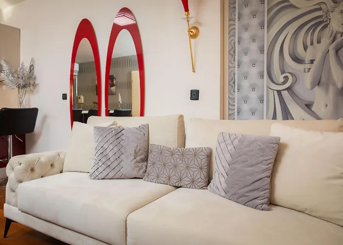 Beachfront Romilda דירה