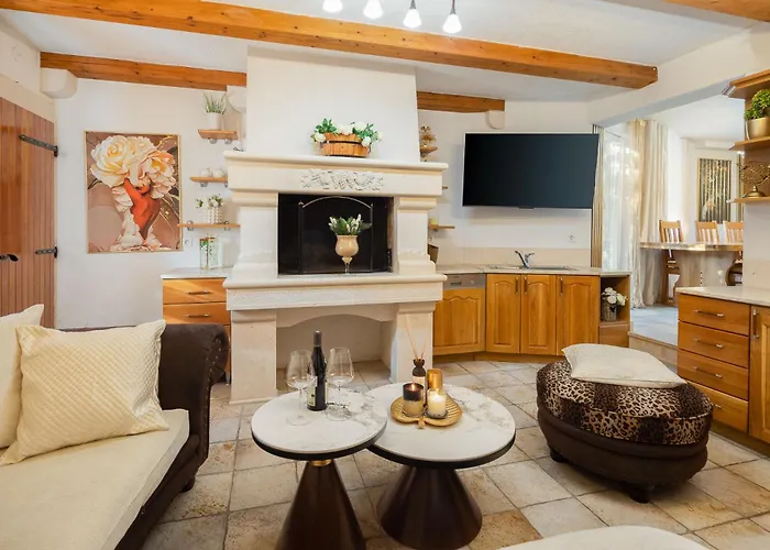 Beachfront Romilda דירה *